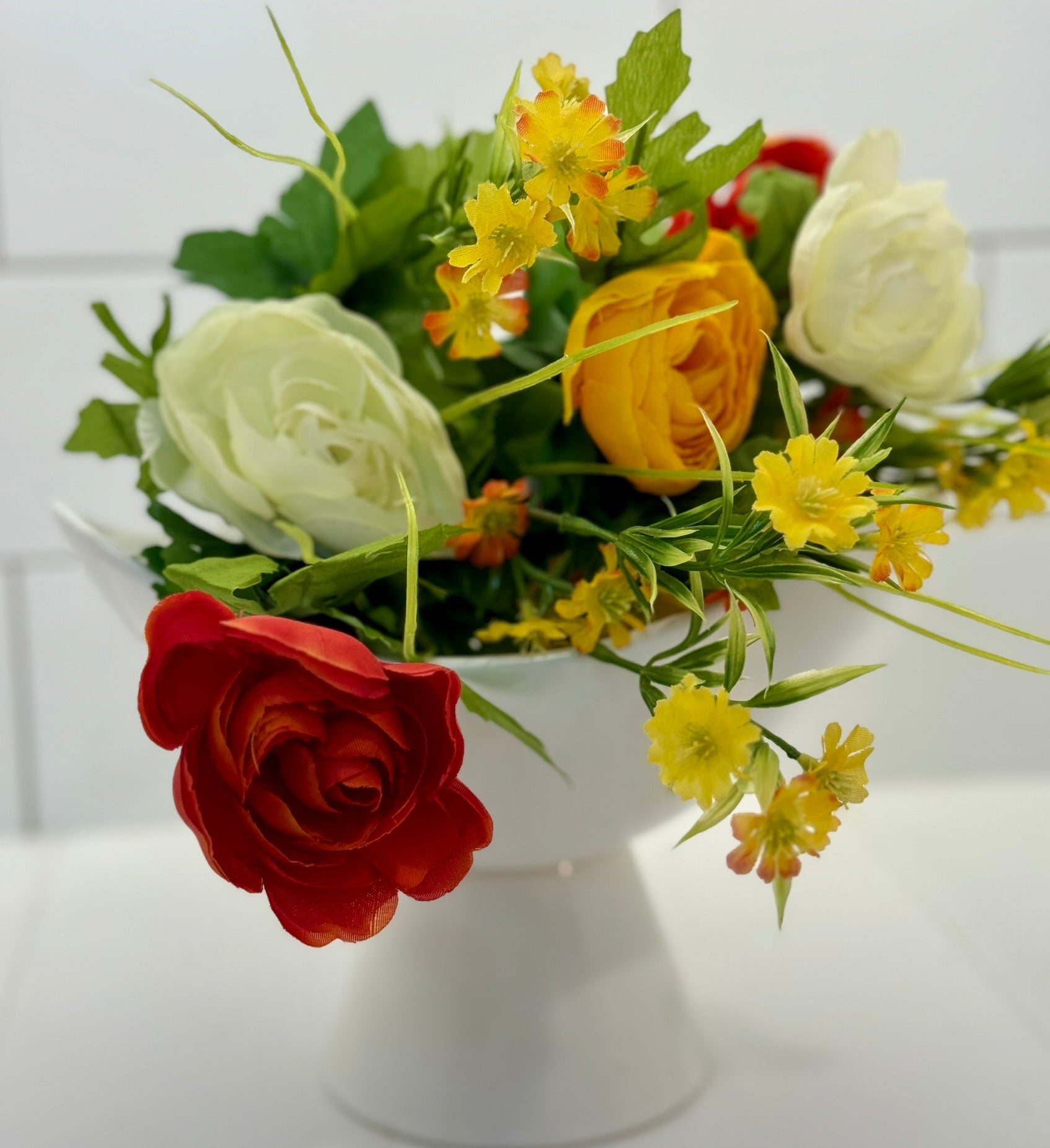 Allstate White Red and Orange Ranunculus Daisy Bouquet - Surrey Circle Home