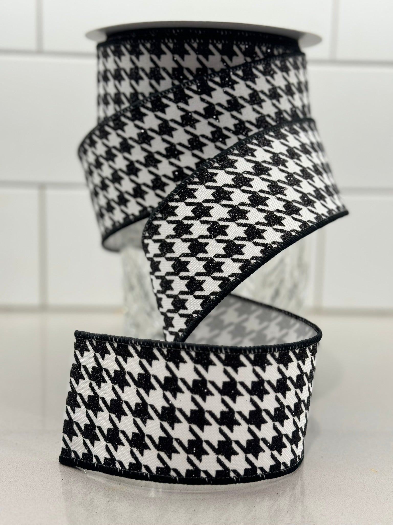 Farrisilk Black and White Houndstooth -2.5
