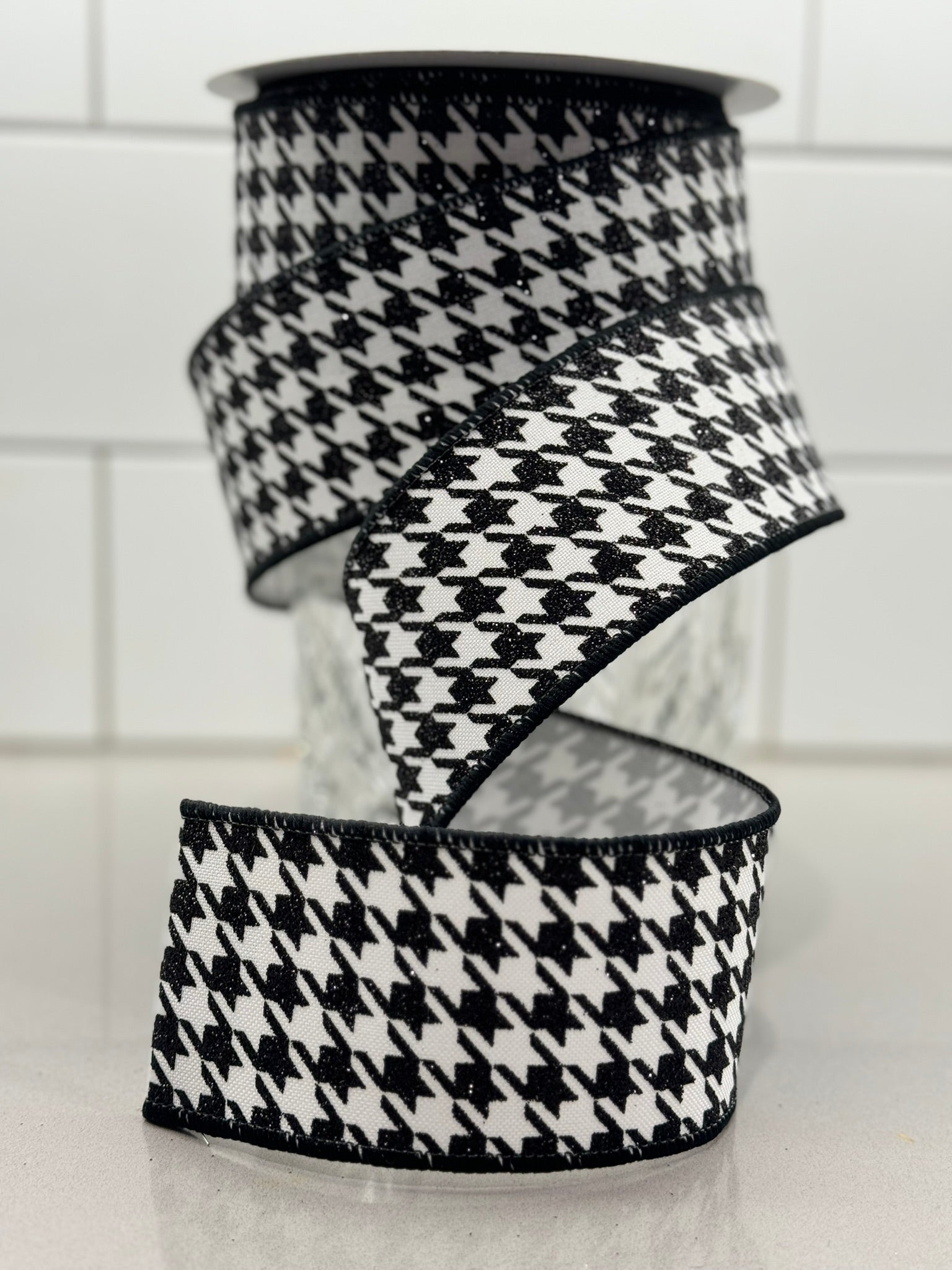 Farrisilk Black and White Houndstooth - Surrey Circle Home