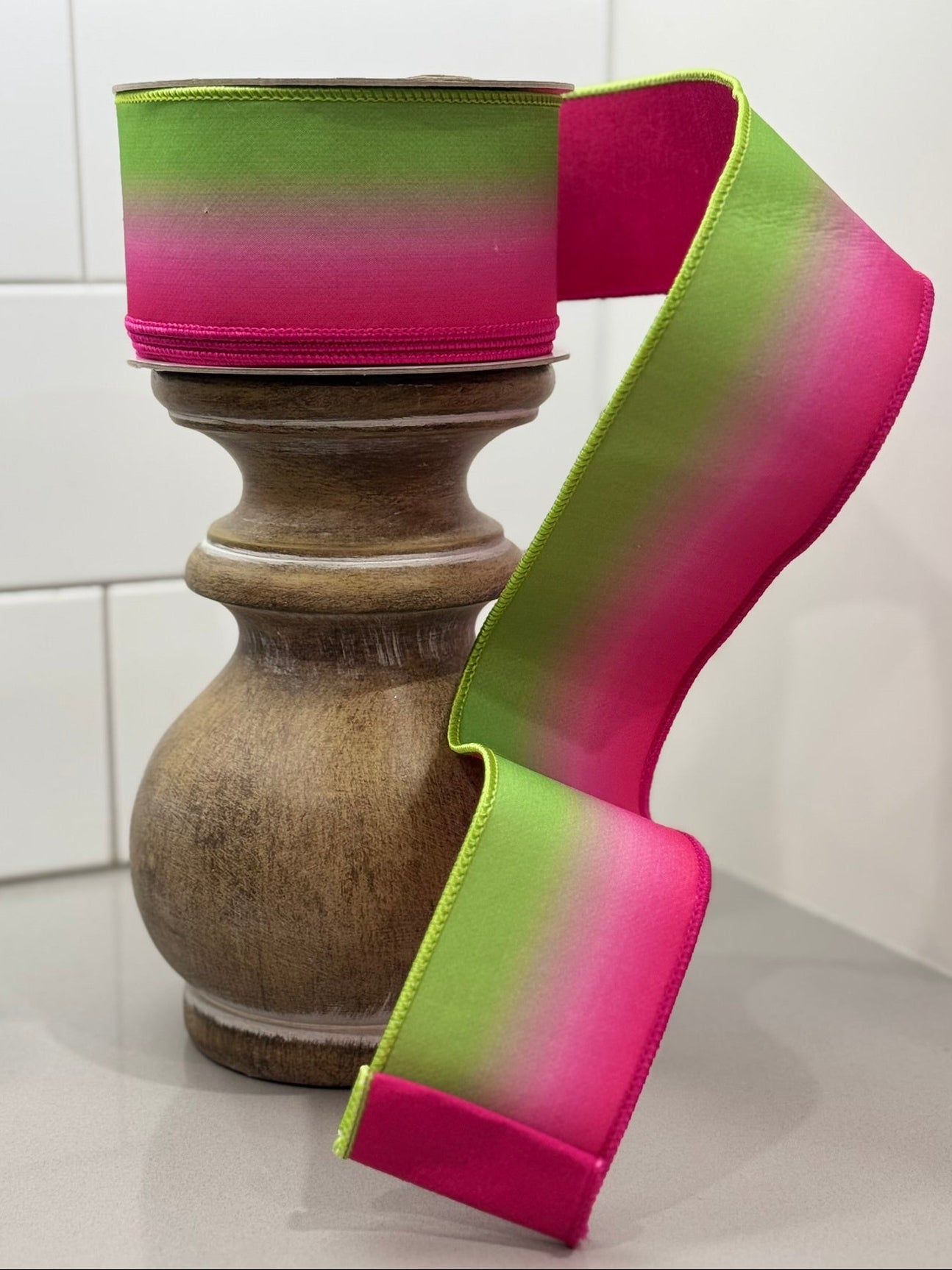 Pink and green ribbon 